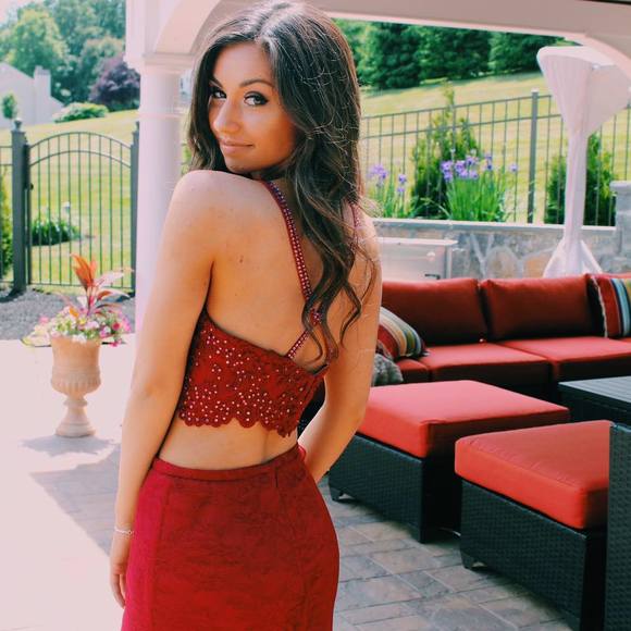 Meet your Posher, Briana - Picture 1 of 1